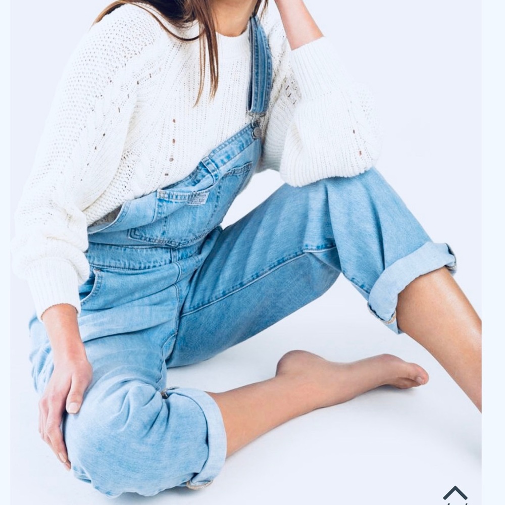 NWT LEVI Strauss Overalls - Picture 2 of 2